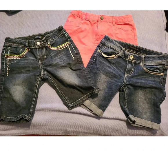 Lot of 3 Shorts & Skirt Girls Size 10 Denim Regular Fit Cotton Blend (KK2) - Picture 1 of 11